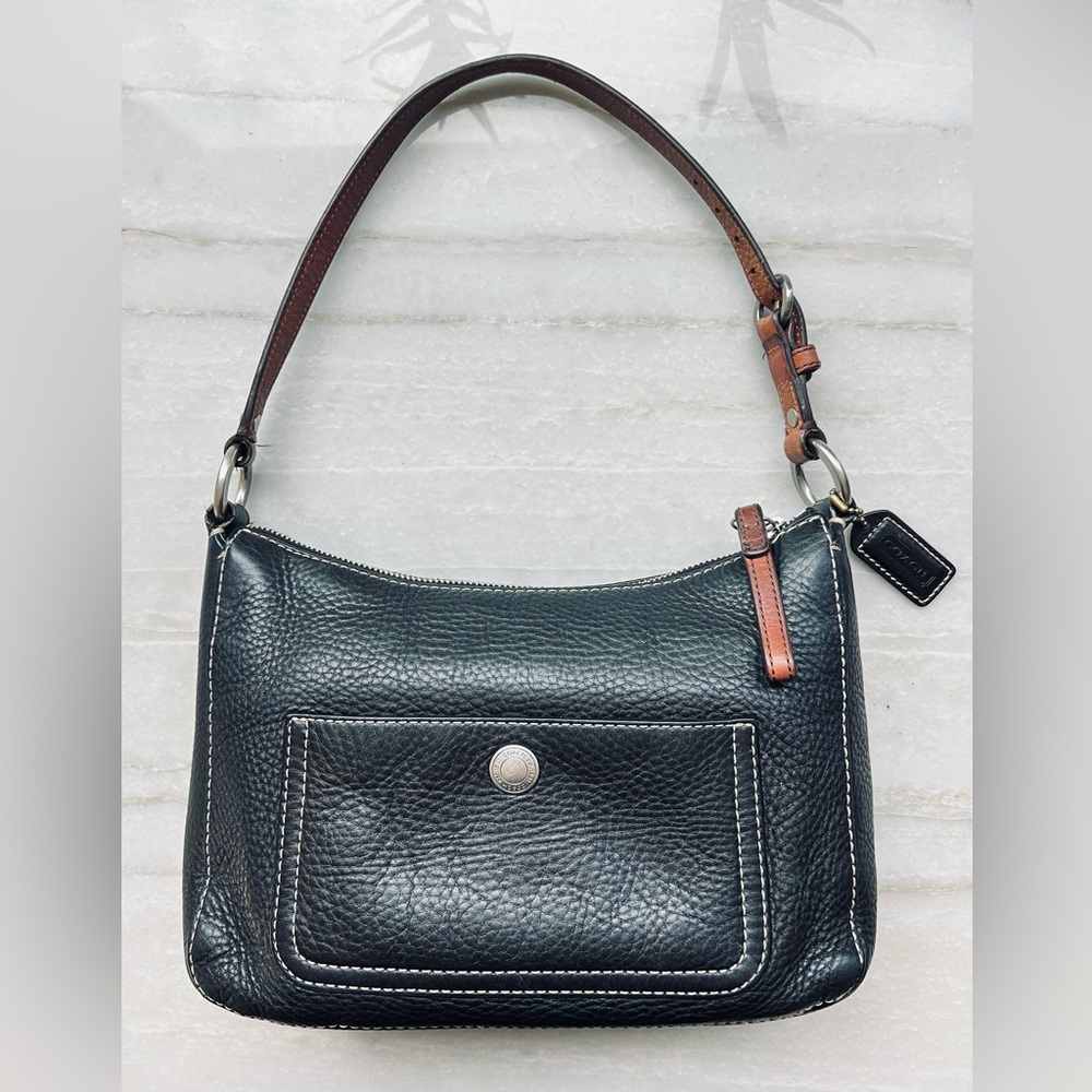 COACH Chelsea Hobo Black Pebbled Satchel